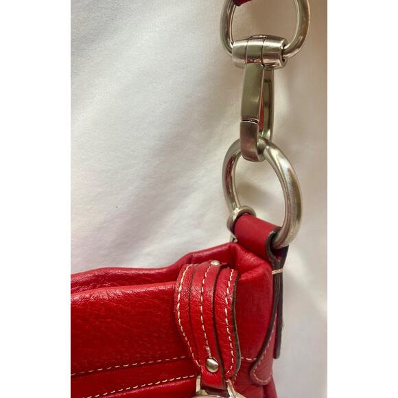 B. MAKOWSKY Purse Crossbody Red Pebbled Leather Shoulder Handbag with Keychain - Picture 7 of 13